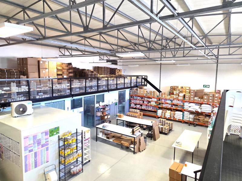 Commercial Property for Sale in Capricorn Western Cape